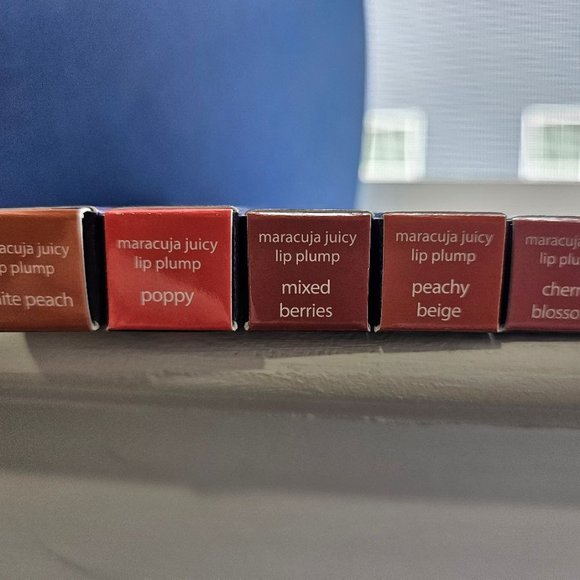 TARTE MARACUJA JUICY LIP PLUMP COLOR - WHITE PEACH - w/BOX - NEW - Picture 3 of 3